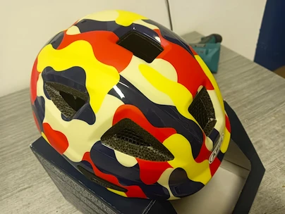 Bazár -  Detská prilba Abus  Anuky 2.0 Color Wave  S