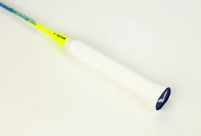 Bedmintonová raketa Victor Thruster K70