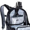Cyklistický batoh EVOC FR ENDURO BLACKLINE 16l čierny
