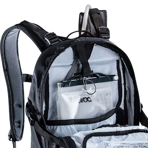 Cyklistický batoh EVOC FR ENDURO BLACKLINE 16l čierny
