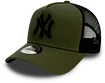 Detská šiltovka New Era 9Forty Trucker League Essential MLB New York Yankees Olive/Black