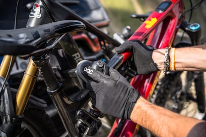 Nosič bicyklov na ťažné zariadenie Yakima JustClick 3 EVO