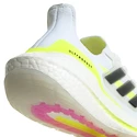 Pánska bežecká obuv adidas  Ultraboost 21 biela