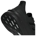 Pánska bežecká obuv adidas  Ultraboost 5 Core Black/Core Black/Core Black