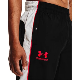 Pánske nohavice Under Armour  WOVEN TRACK PANT Black M