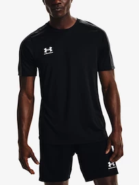 Pánske tričko Under Armour Challenger Training Top-BLK