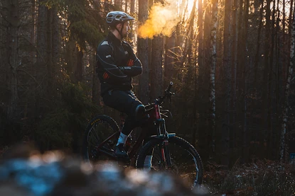 Prilba Force  AVES MTB