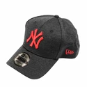 Šiltovka New Era  9Forty Shadow Tech MLB New York Yankees Black/Red