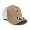 Šiltovka New Era Trucker Essential NBA Milwaukee Bucks Camel/White