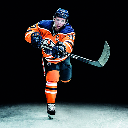 Connor McDavid vo výstroji CCM Jetspeed