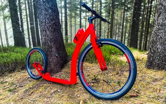 skúter Crussis ONE Cobra