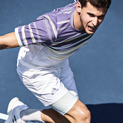 Dominic Thiem s tenisovou raketou Babolat Strike